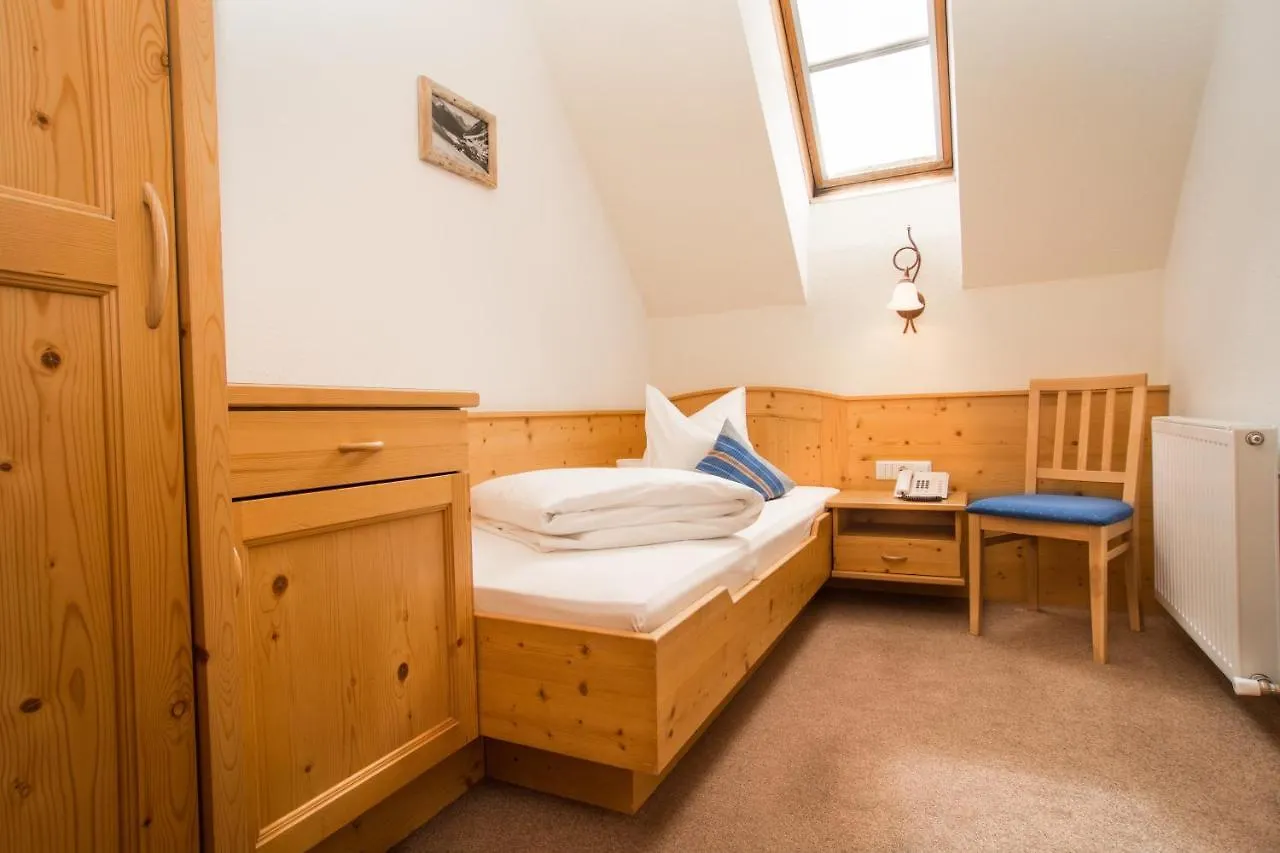 Bed & Breakfast Hotel Montana Ischgl Austria