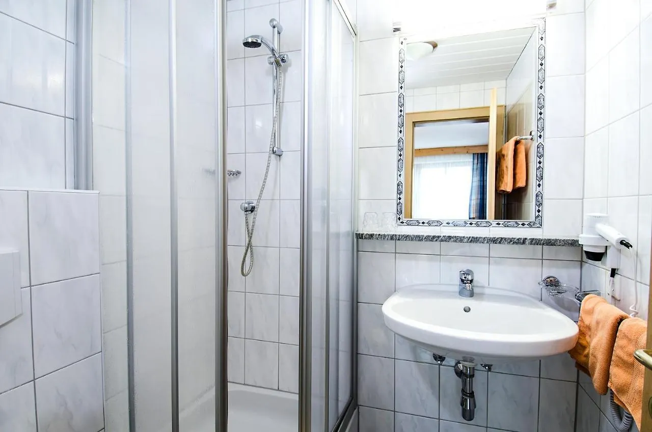 Hotel Montana Ischgl Bed & Breakfast